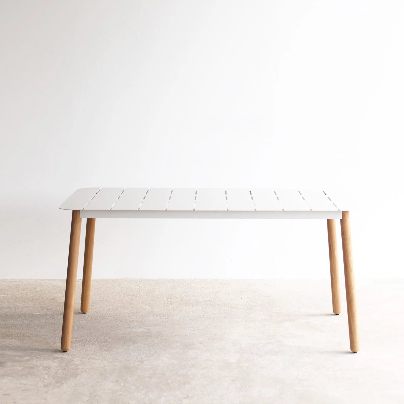 Alicante Outdoor Dining Table | White (150cm) - Image 4
