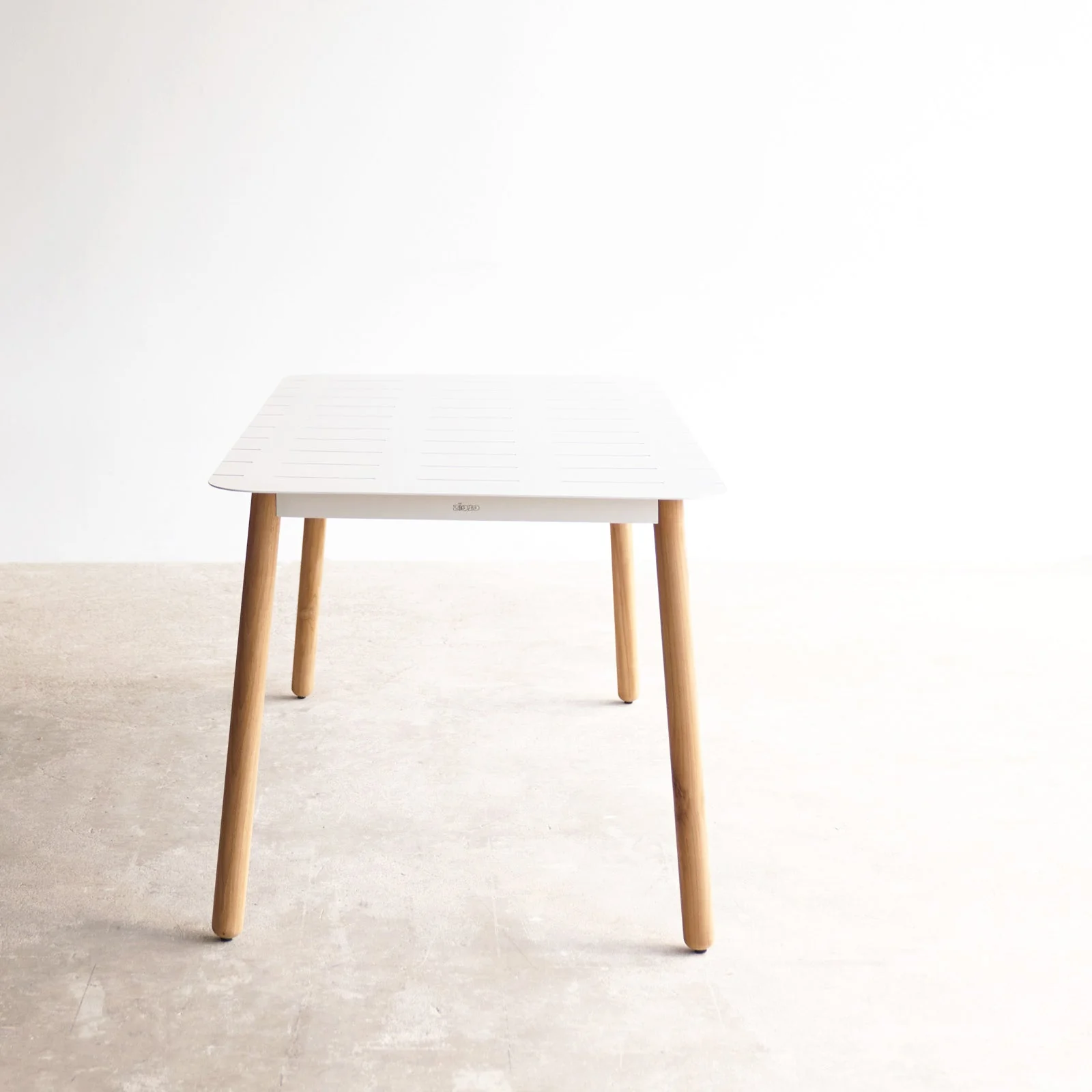 Alicante Outdoor Dining Table | White (150cm) - Image 5