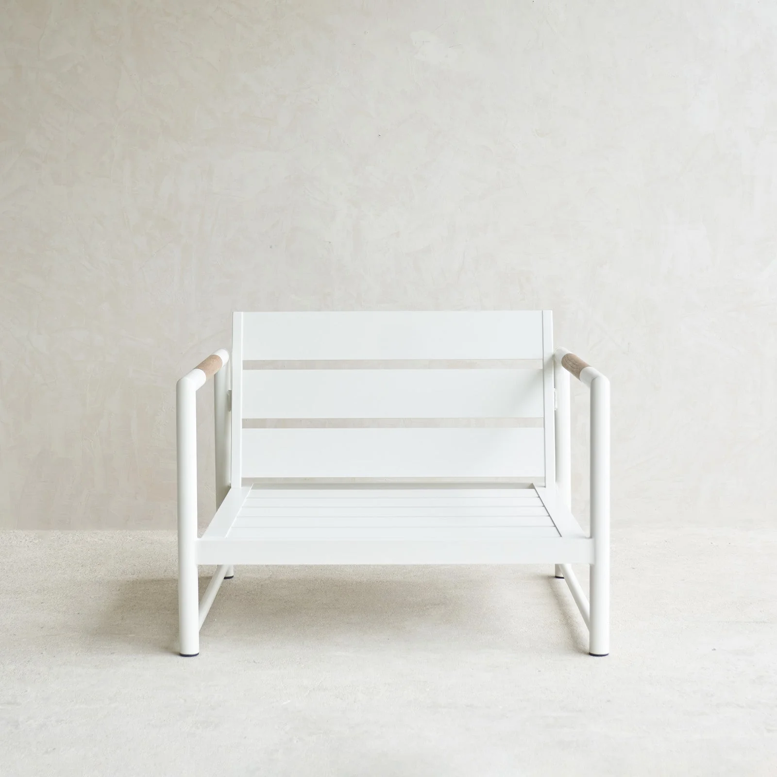 Breeze LX Outdoor Armchair | White (88cm) - Image 6