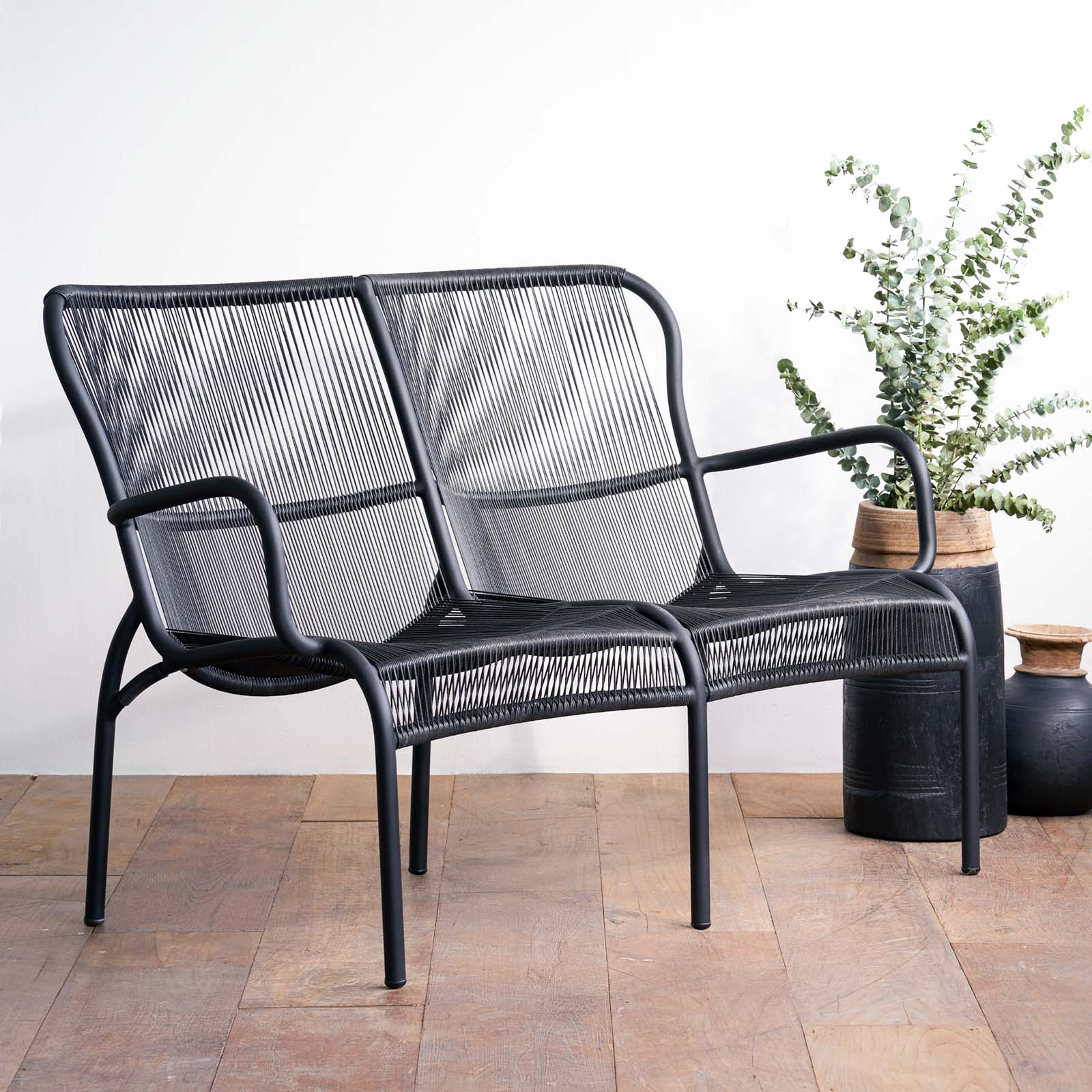Loop Outdoor Sofa | Black (121cm)