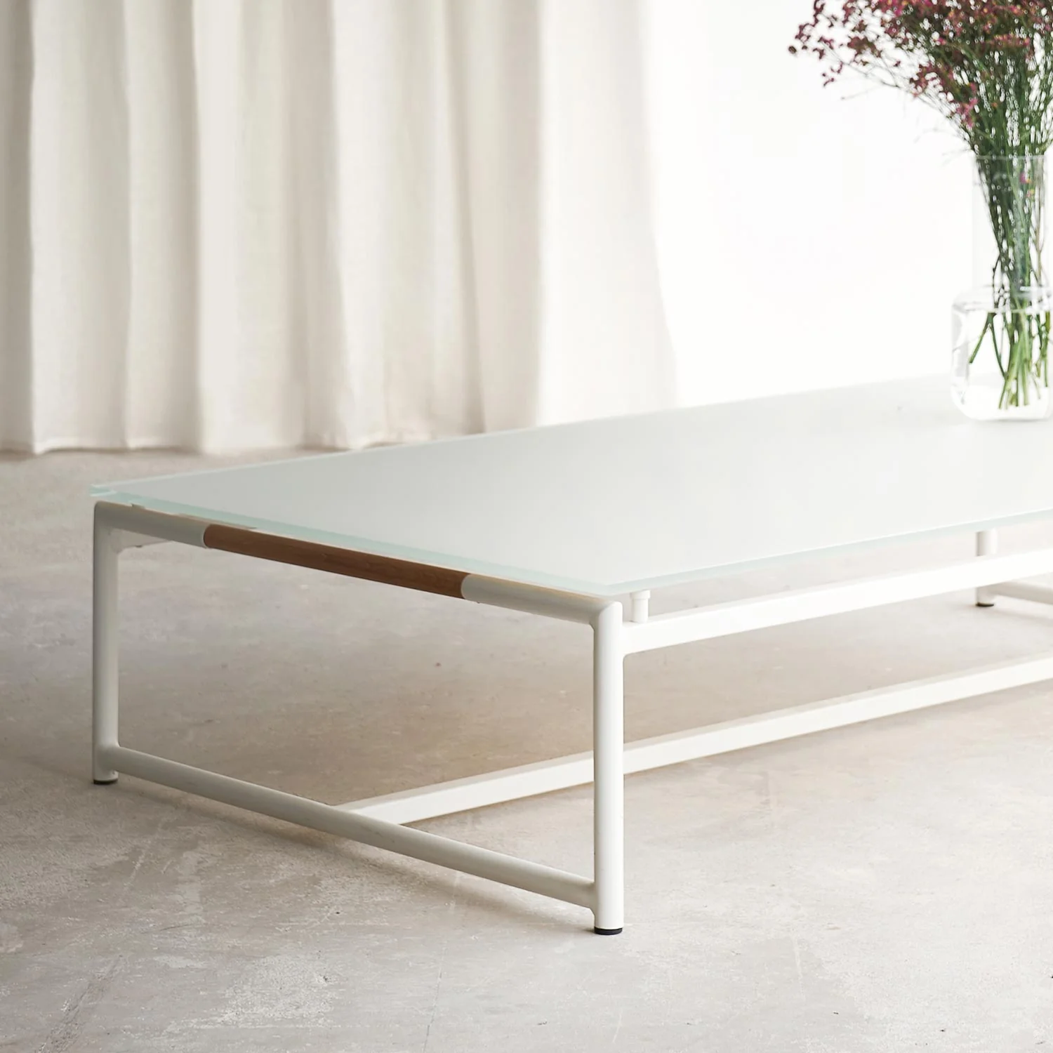 Outdoor Coffee Table | Breeze LX - White - Image 3