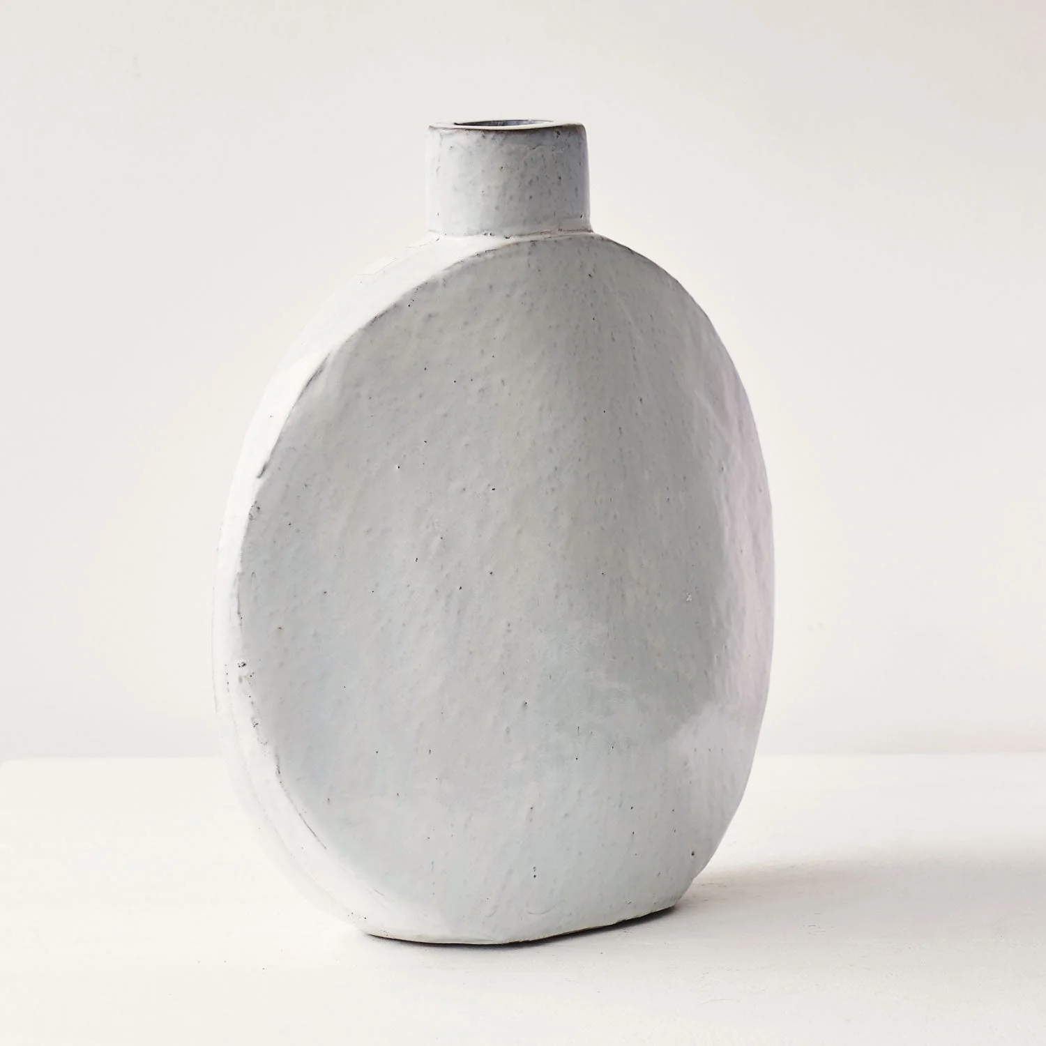 Jeneva Vase | White (Medium) - Image 3
