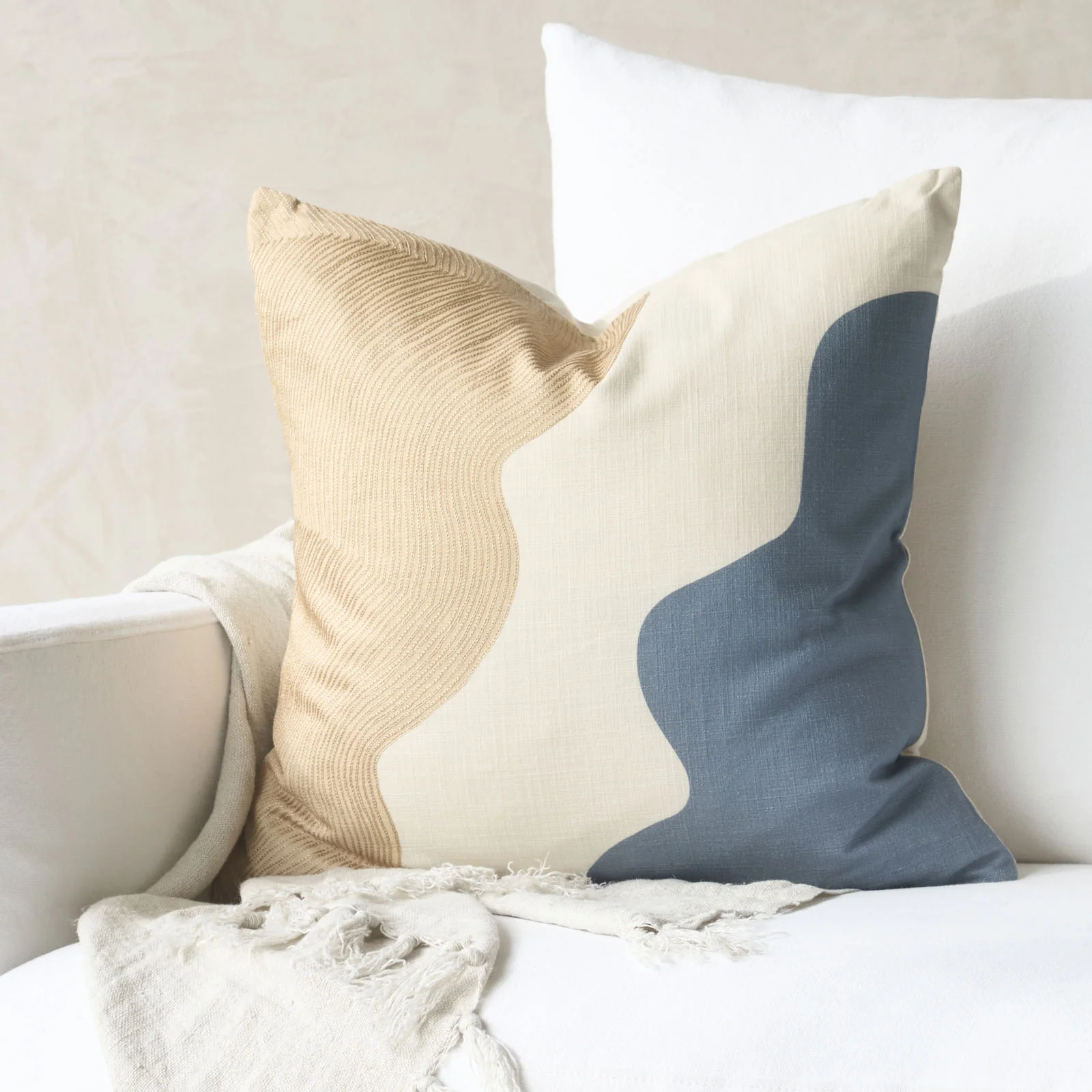 Ruffle Cushion (50 x 50cm) - Image 4