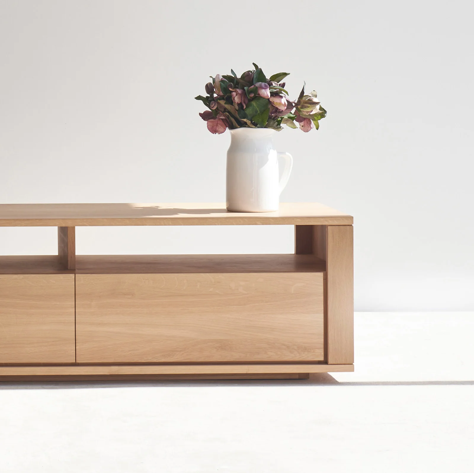 Shadow TV Console | Oak (140cm) - Image 5