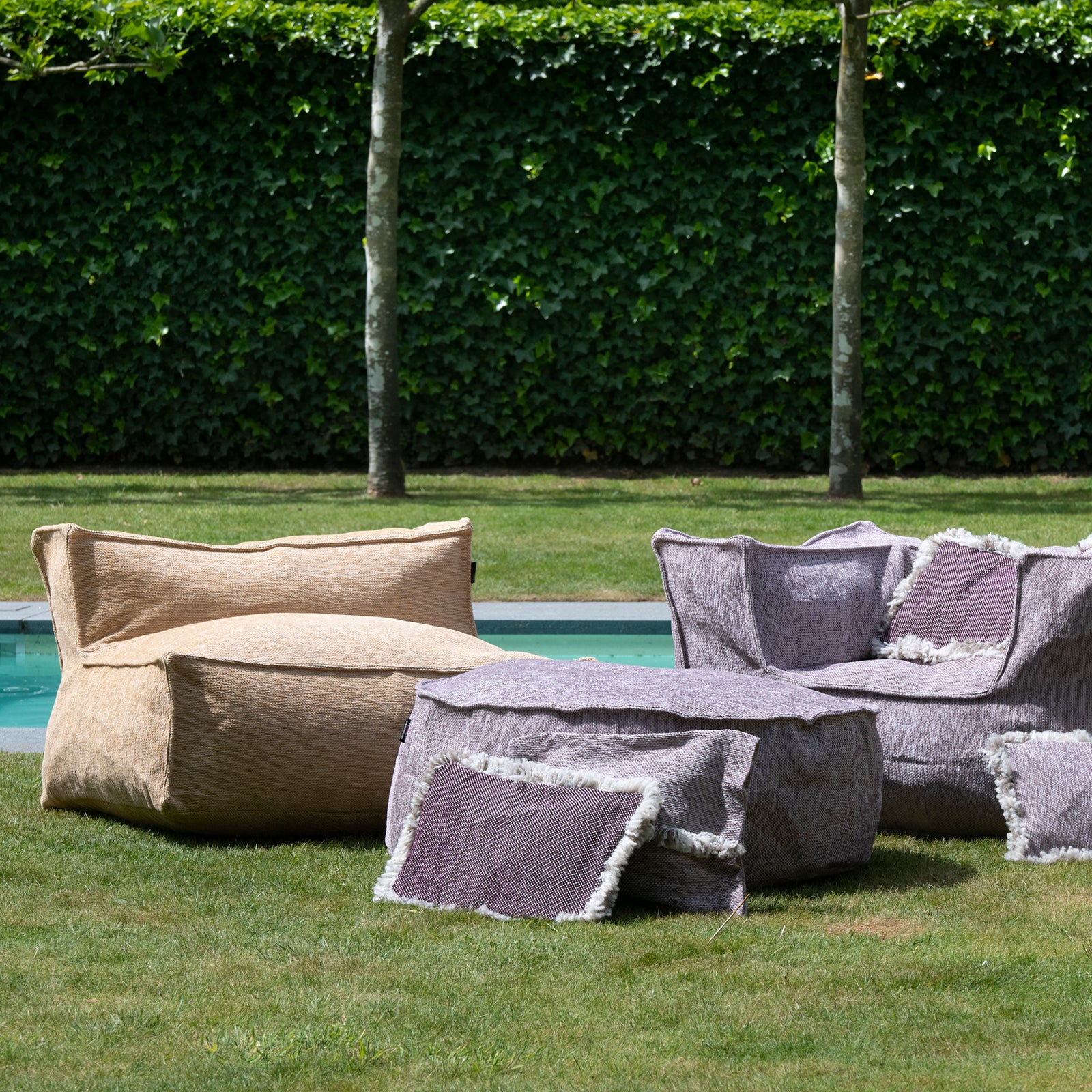 Silky Square Pouf | Anthracite (95cm) - Image 3