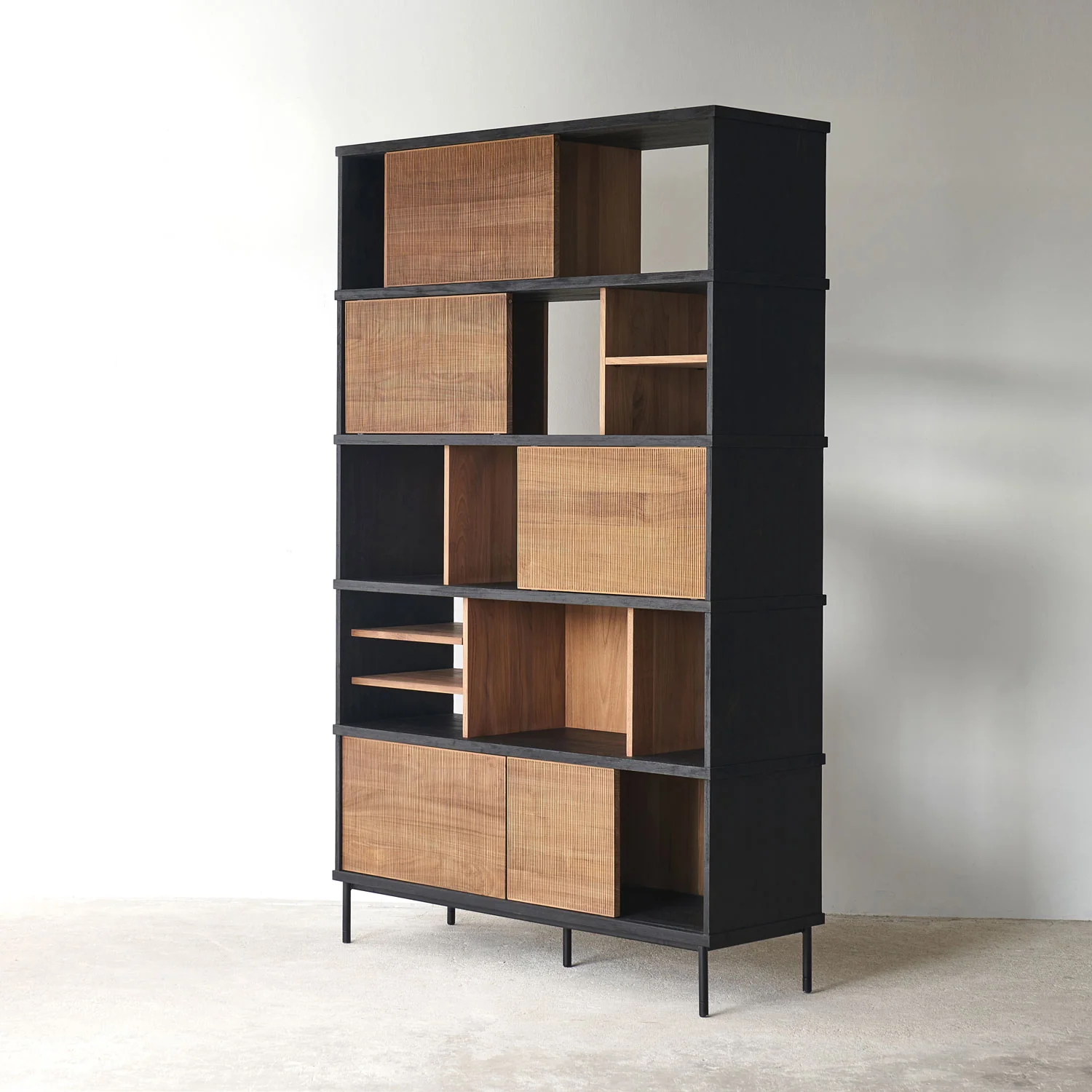 Teak Rack | Oscar 5 Doors - Image 3