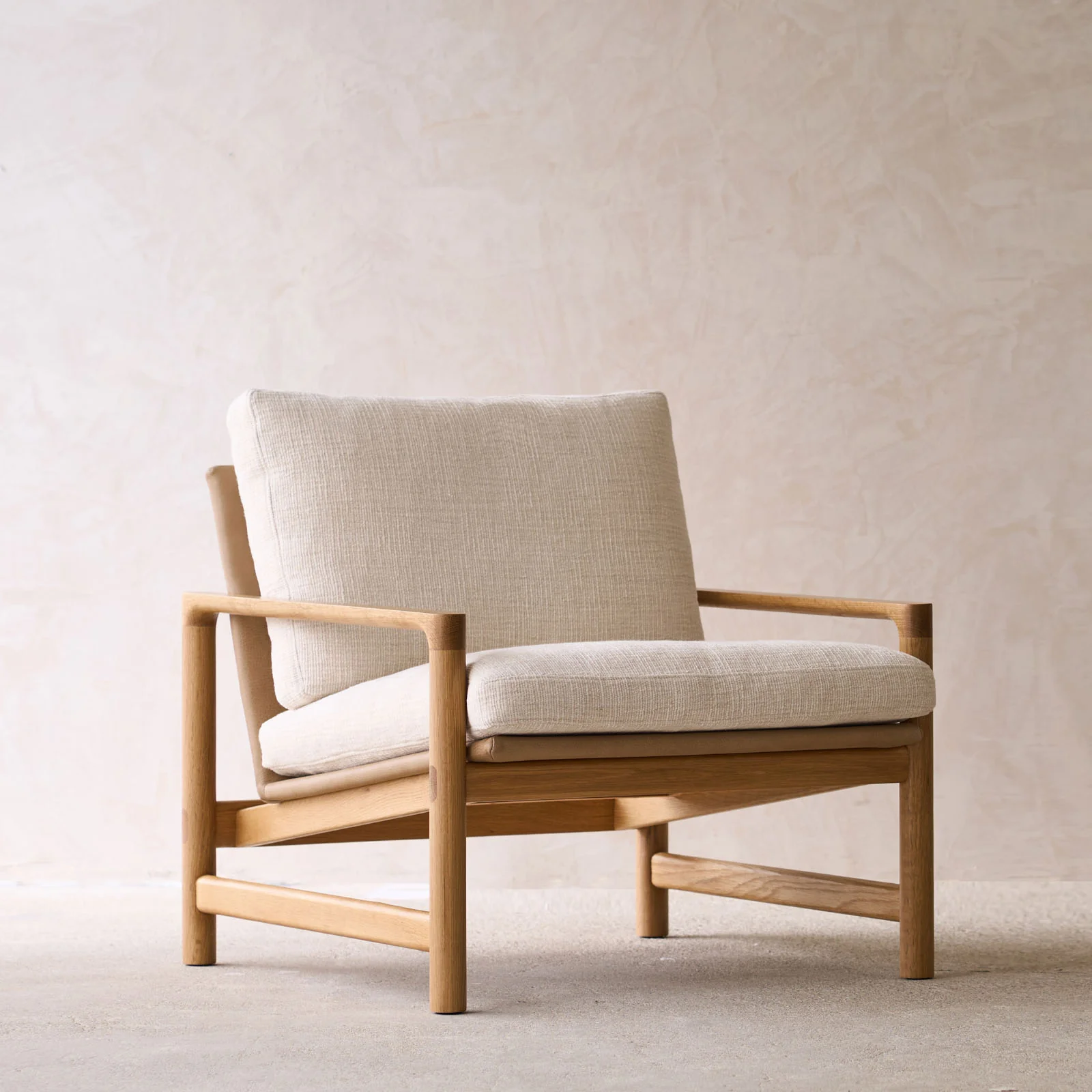 Troubadour Fabric Armchair | Oak Frame - Sherpa Yeti - Image 4