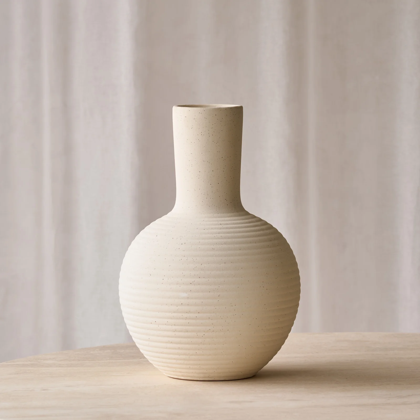 Ulloa Ceramic Vase | Matt Cream - Image 4