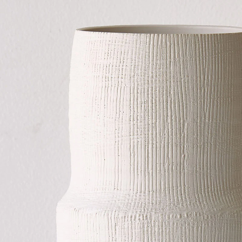 Picacho Vase | White - Image 3