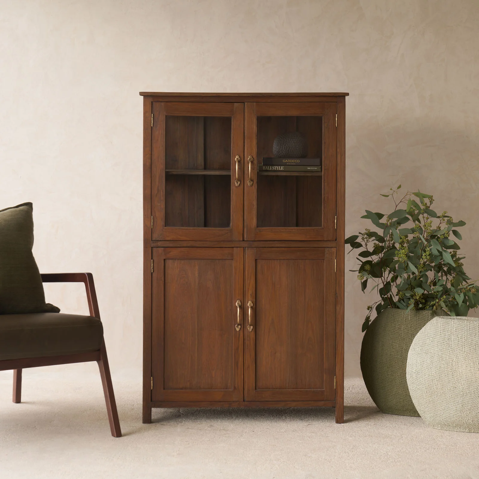 Vintage Medium Cabinet | Natural
