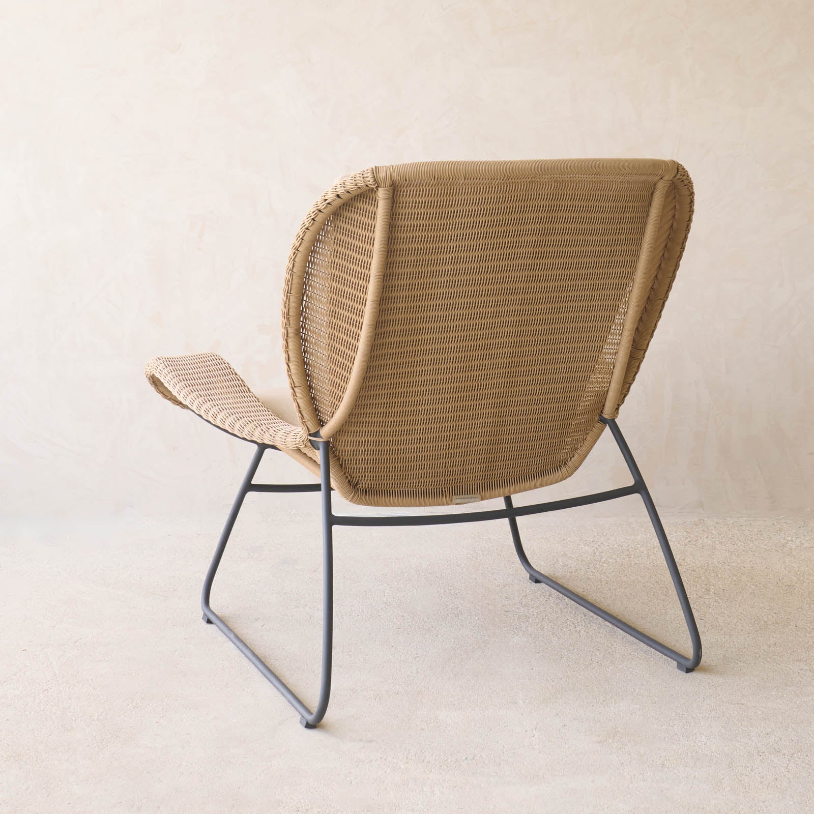 Vista Outdoor Lounge Chair | Ginger/Graphite Frame with Sesame Cushions - Image 11