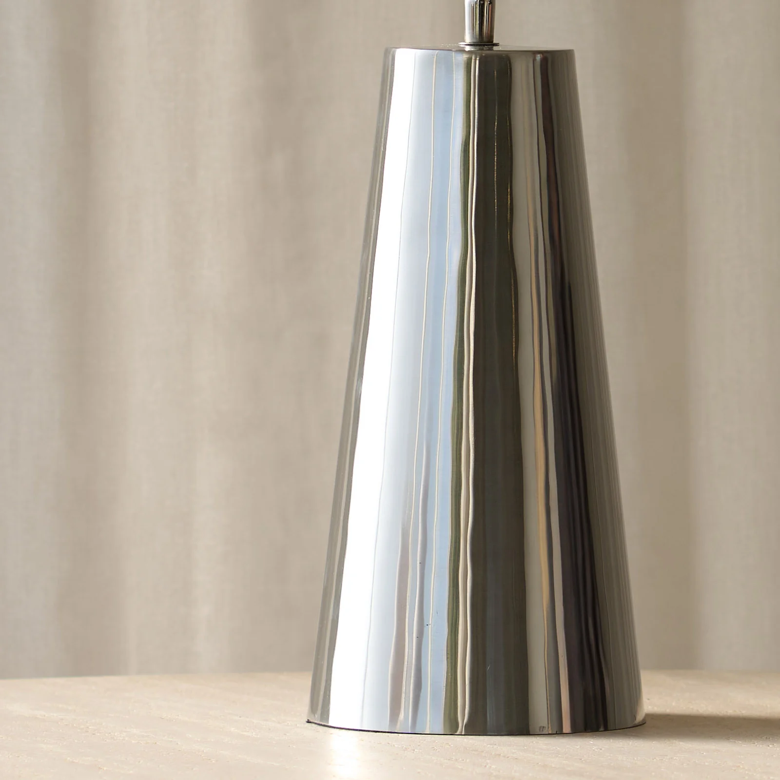 Yelos Table Lamp | Nickel (39cm) - Image 6
