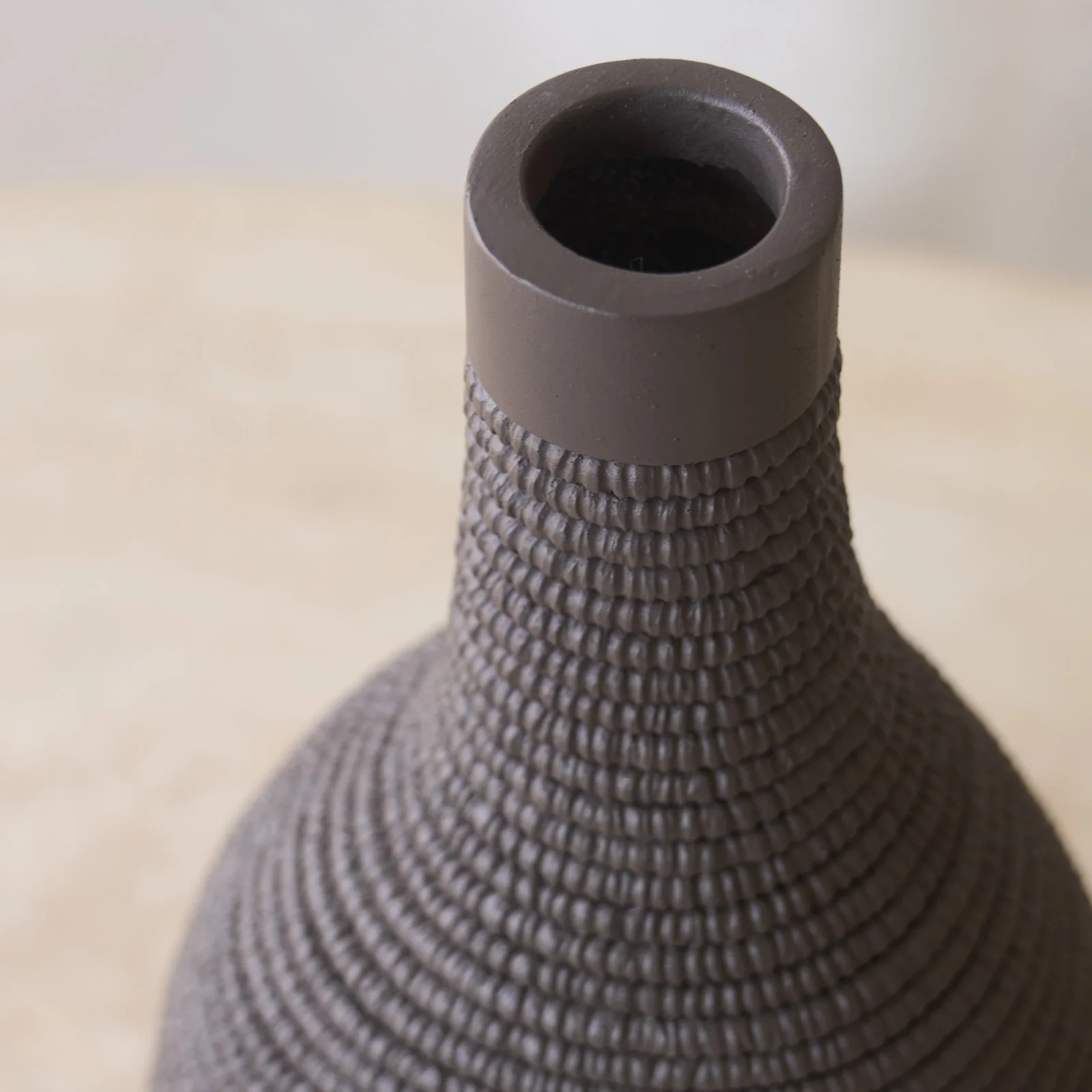 Youna Vase | Brown - Image 4
