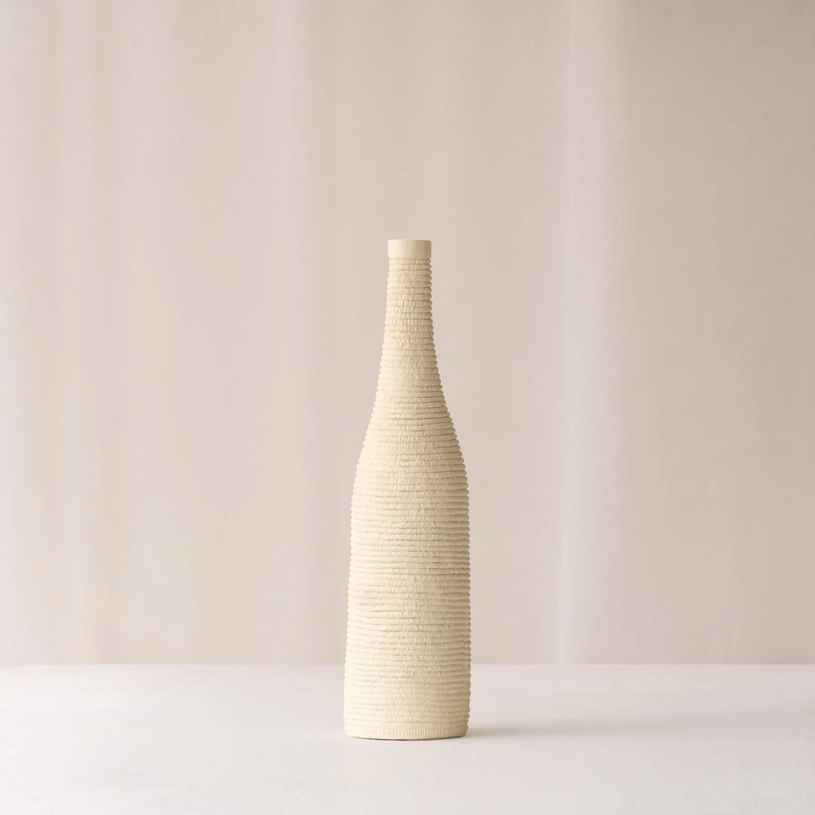 Youna Vase | Cream - Image 5